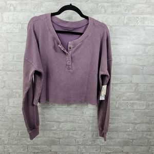 Aeropostale long sleeve crop top women's medium
